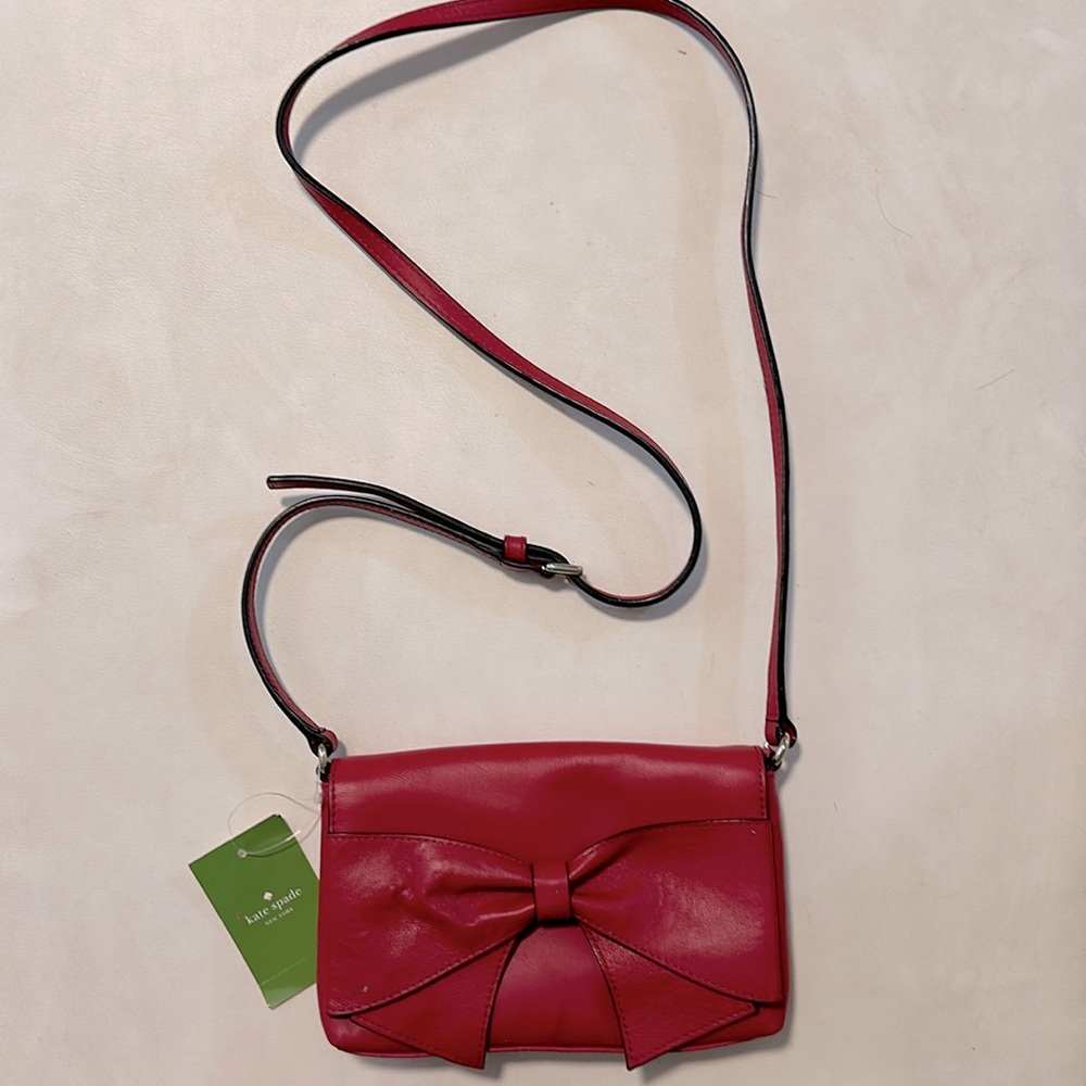 Kate spade Monroe avenue red crossbody